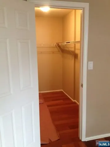 38 Garden Place Edgewater NJ 07020