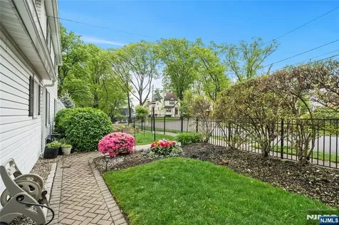 117 North Road Nutley NJ 07110
