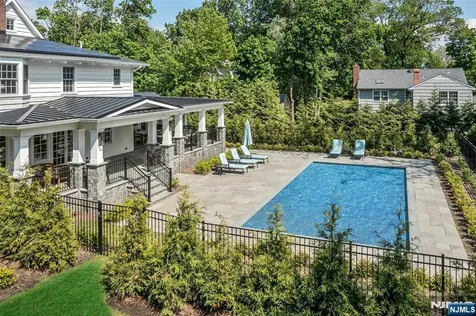 151 West End Avenue Ridgewood NJ 07450