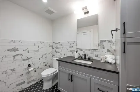 151 West End Avenue Ridgewood NJ 07450