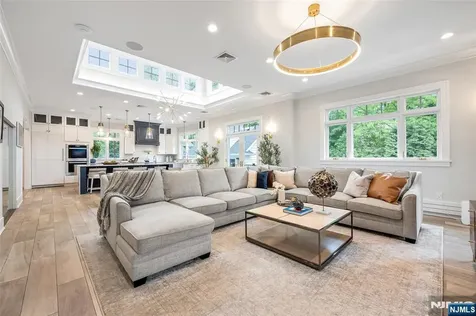 151 West End Avenue Ridgewood NJ 07450