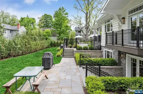 151 West End Avenue Ridgewood NJ 07450