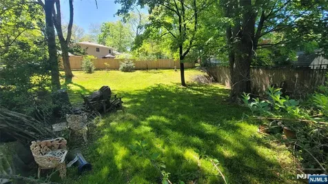 283 Cambridge Road Hillsdale NJ 07642
