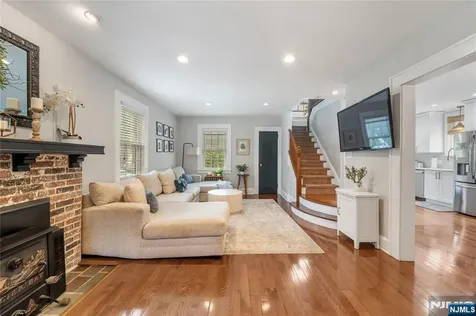 15 Valley Road Nutley NJ 07110