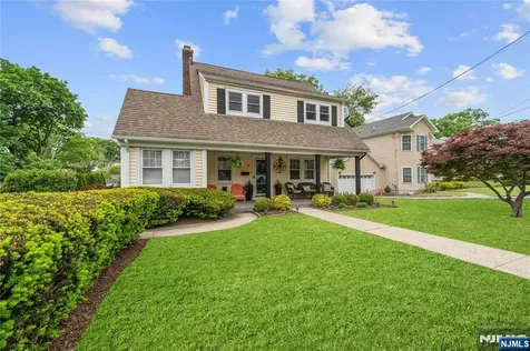 15 Valley Road Nutley NJ 07110