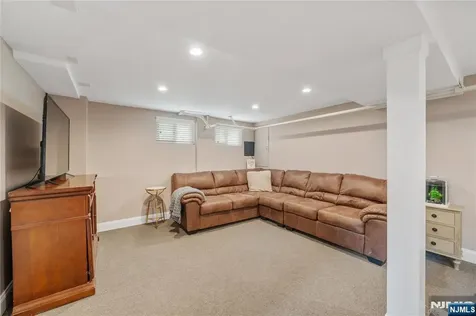 15 Valley Road Nutley NJ 07110