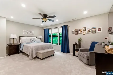 40 Lexington Lane West Milford NJ 07480