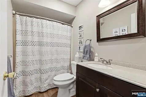 40 Lexington Lane West Milford NJ 07480
