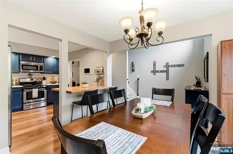 40 Lexington Lane West Milford NJ 07480