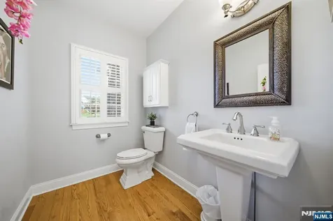 2 Hillas Lane Chester Township NJ 07930