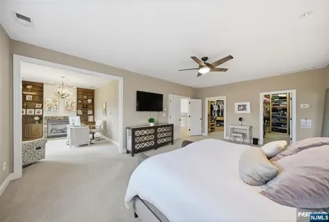 2 Hillas Lane Chester Township NJ 07930