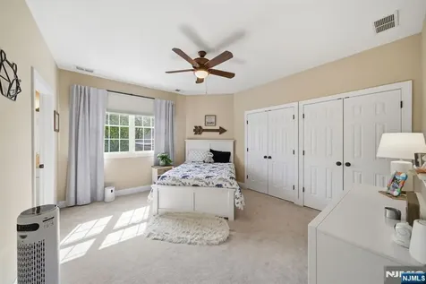 2 Hillas Lane Chester Township NJ 07930