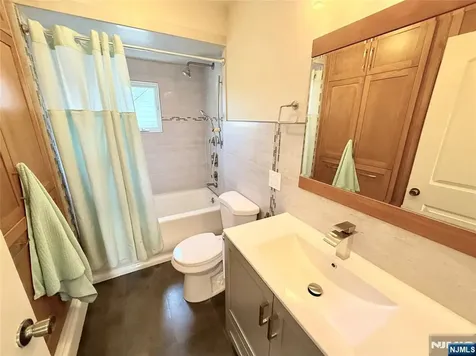 28 Seifert Street Garfield NJ 07026