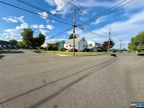 28 Seifert Street Garfield NJ 07026