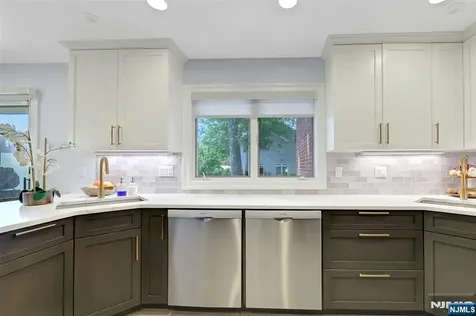 514 Rutland Avenue Teaneck NJ 07666