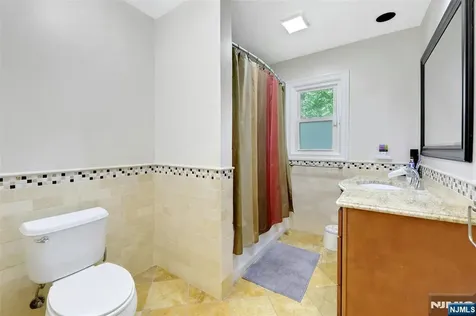 514 Rutland Avenue Teaneck NJ 07666