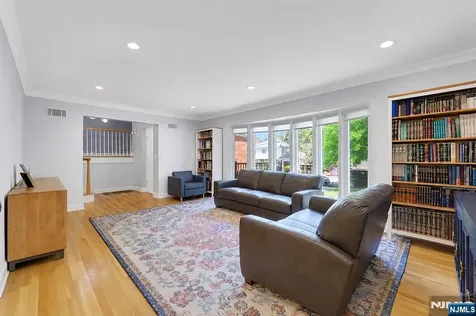 514 Rutland Avenue Teaneck NJ 07666