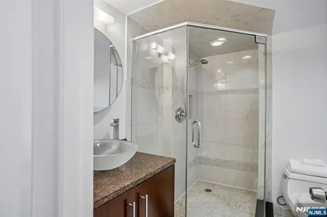1077 River Road Edgewater NJ 07020