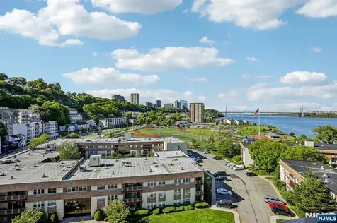 1077 River Road Edgewater NJ 07020