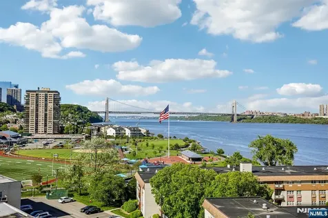 1077 River Road Edgewater NJ 07020