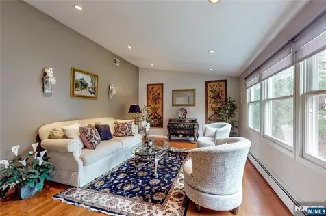 50 Seminole Avenue Oakland NJ 07436