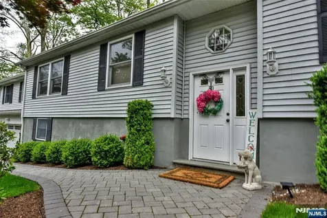 50 Seminole Avenue Oakland NJ 07436