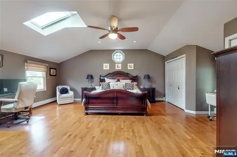 50 Seminole Avenue Oakland NJ 07436