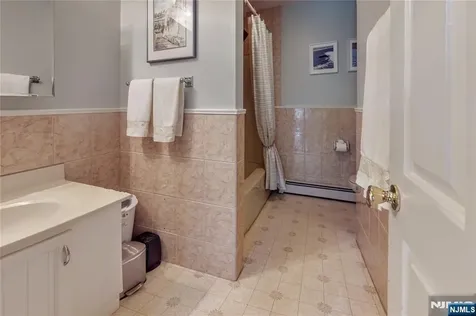 50 Seminole Avenue Oakland NJ 07436