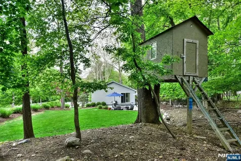 50 Seminole Avenue Oakland NJ 07436