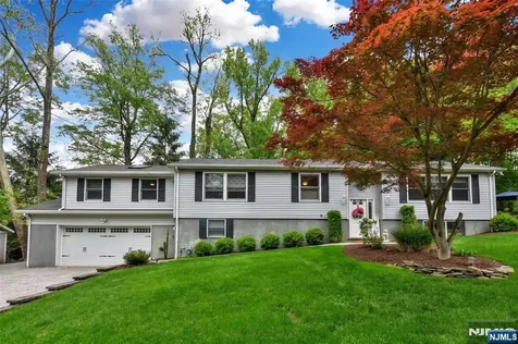50 Seminole Avenue Oakland NJ 07436
