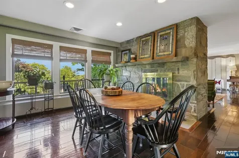 122 Sunrise Drive Hawthorne NJ 07506