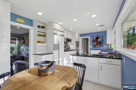 122 Sunrise Drive Hawthorne NJ 07506