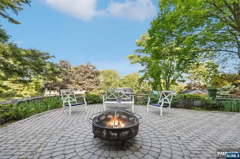 122 Sunrise Drive Hawthorne NJ 07506