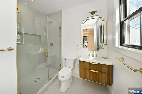 212 Monroe Avenue River Edge NJ 07661