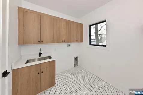 212 Monroe Avenue River Edge NJ 07661