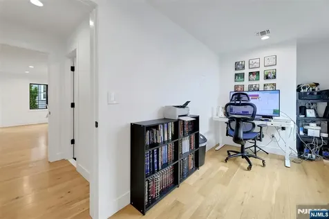 58 Spring Avenue Bergenfield NJ 07621