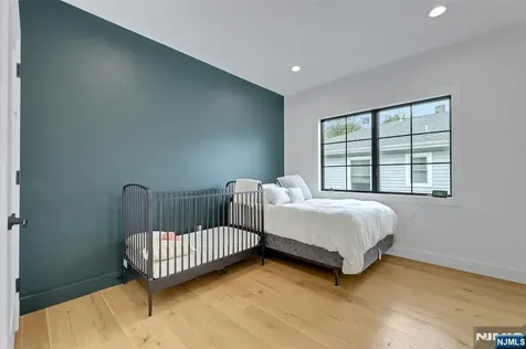 58 Spring Avenue Bergenfield NJ 07621