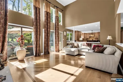70 Forest Hills Cedar Grove NJ 07009