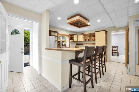 70 Forest Hills Cedar Grove NJ 07009