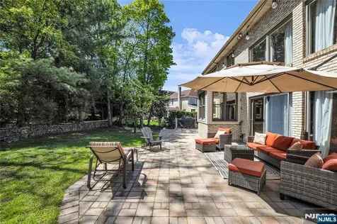 70 Forest Hills Cedar Grove NJ 07009