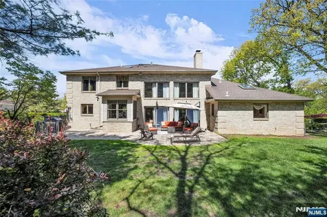 70 Forest Hills Cedar Grove NJ 07009