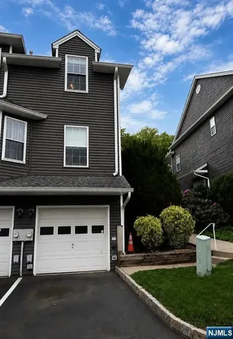 20 S Midland Avenue Kearny NJ 07032