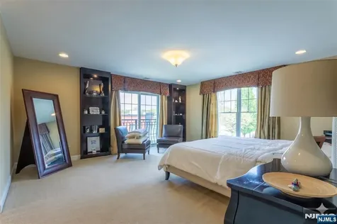 4102 Piermont Road Tenafly NJ 07670