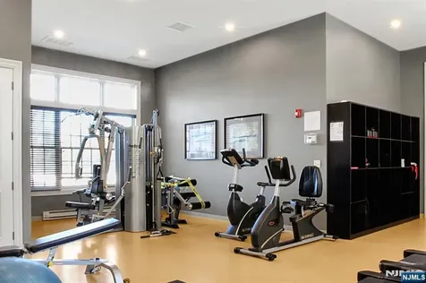 4102 Piermont Road Tenafly NJ 07670