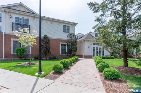 4102 Piermont Road Tenafly NJ 07670