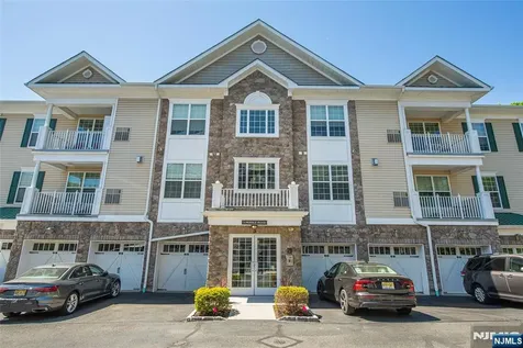 3 Pebble Road Woodland Park NJ 07424