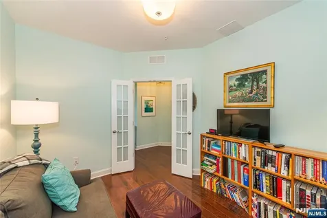 3 Pebble Road Woodland Park NJ 07424