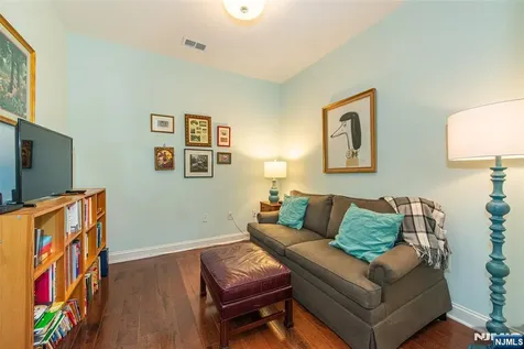 3 Pebble Road Woodland Park NJ 07424