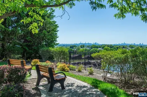 3 Pebble Road Woodland Park NJ 07424