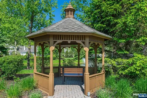 3 Pebble Road Woodland Park NJ 07424